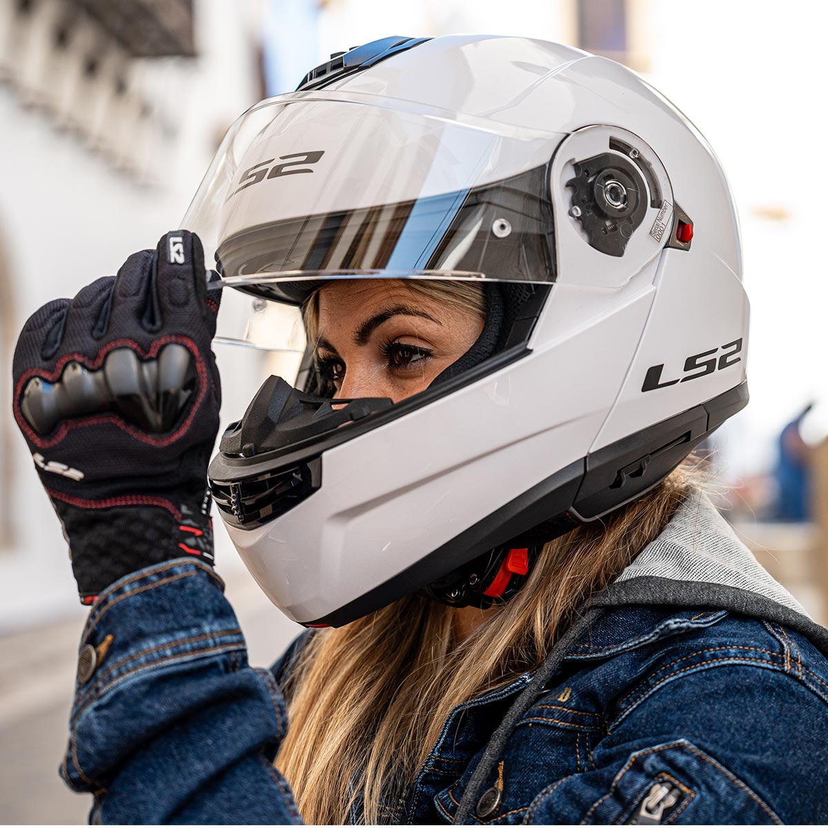 LS2 STROBE 2 BEYAZ KASK